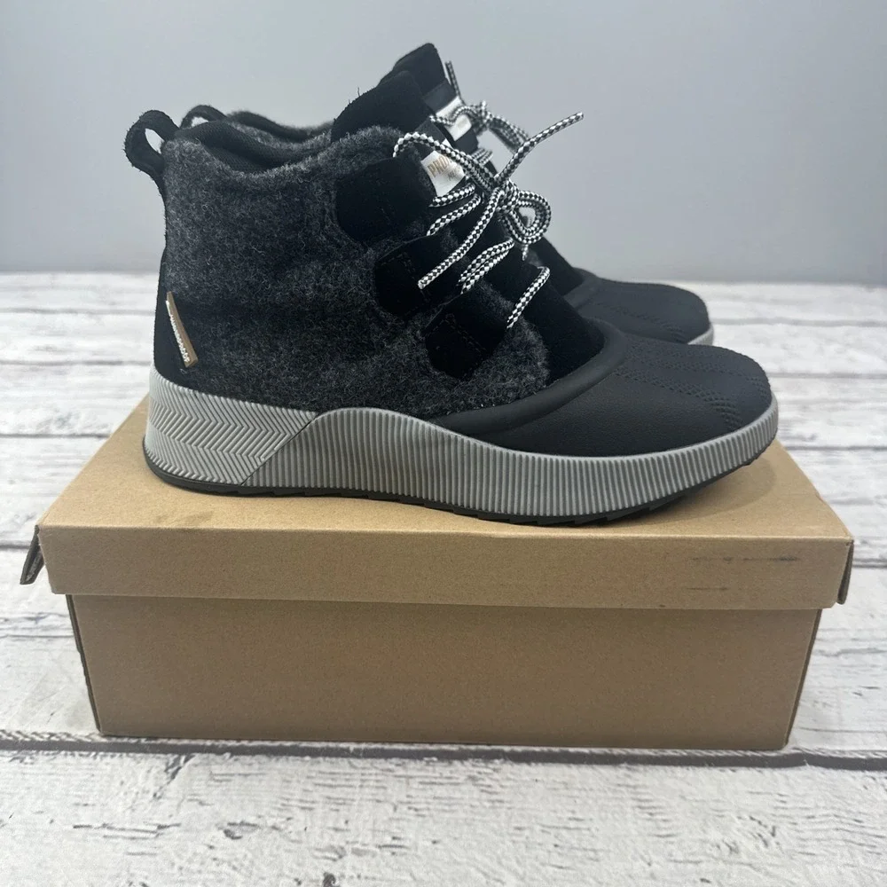 NEW Project Cloud 100% Waterproof Black Women's Boots, Size 7.5 RHIANON.A
